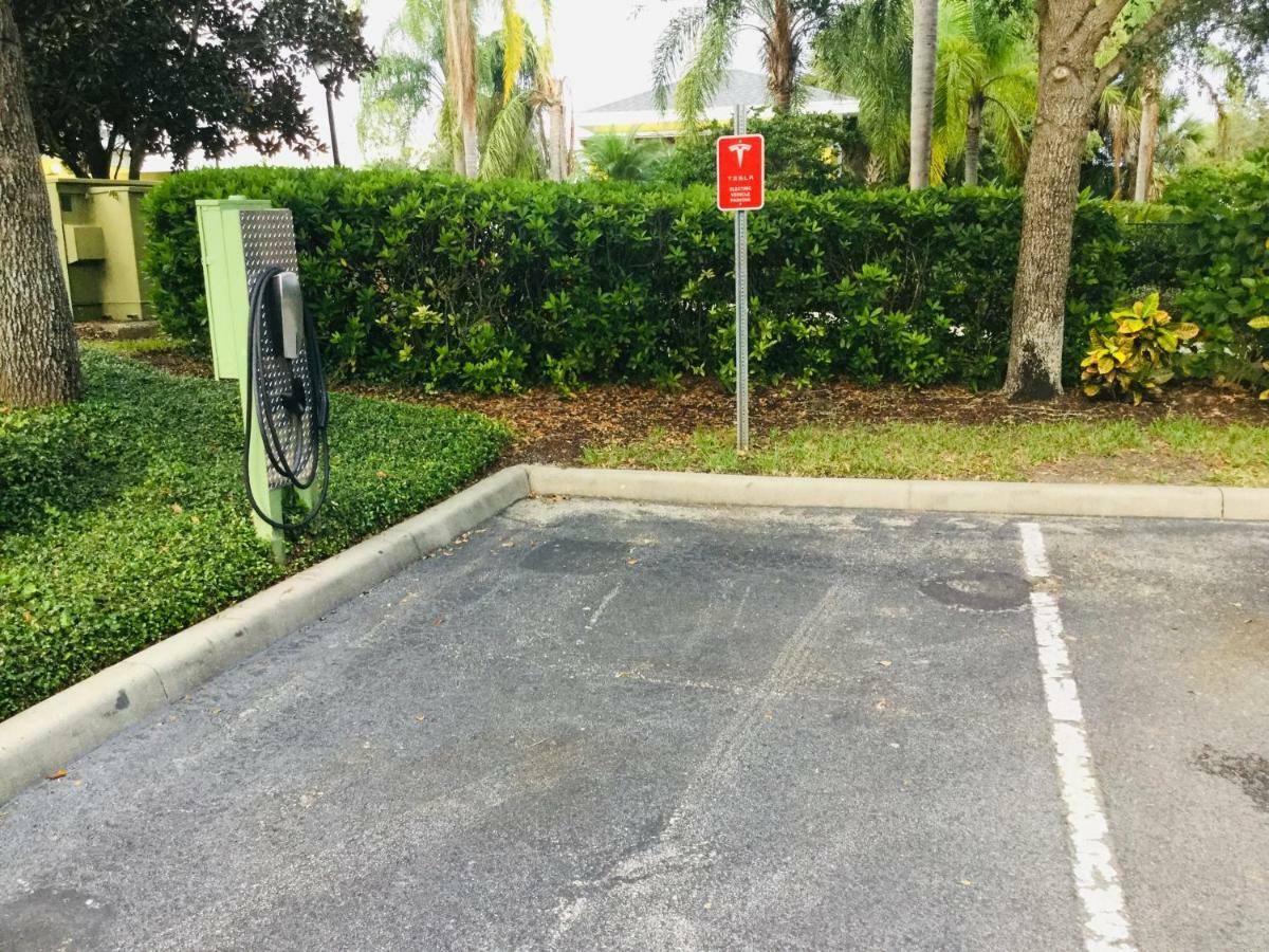 Beautiful 3 Bedroom Apartment minutes from Disney! Kissimmee Extérieur photo