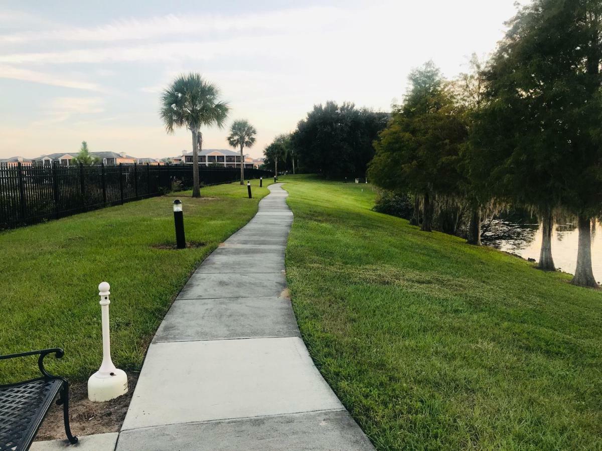 Beautiful 3 Bedroom Apartment minutes from Disney! Kissimmee Extérieur photo